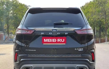 Ford Edge II рестайлинг, 2021 год, 2 350 000 рублей, 5 фотография