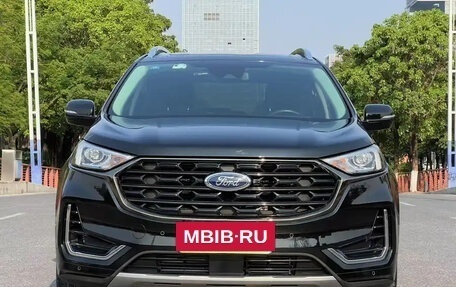Ford Edge II рестайлинг, 2021 год, 2 350 000 рублей, 2 фотография