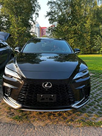 Lexus RX IV рестайлинг, 2024 год, 9 800 000 рублей, 1 фотография