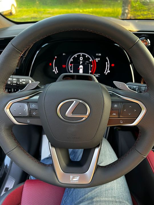 Lexus RX IV рестайлинг, 2024 год, 9 800 000 рублей, 18 фотография