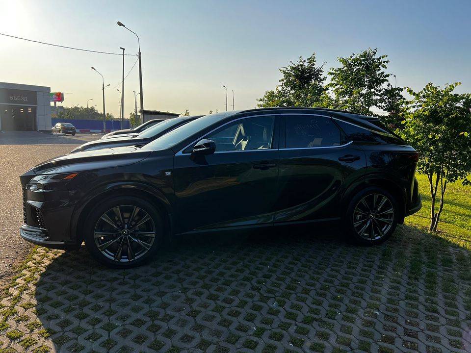 Lexus RX IV рестайлинг, 2024 год, 10 200 000 рублей, 4 фотография