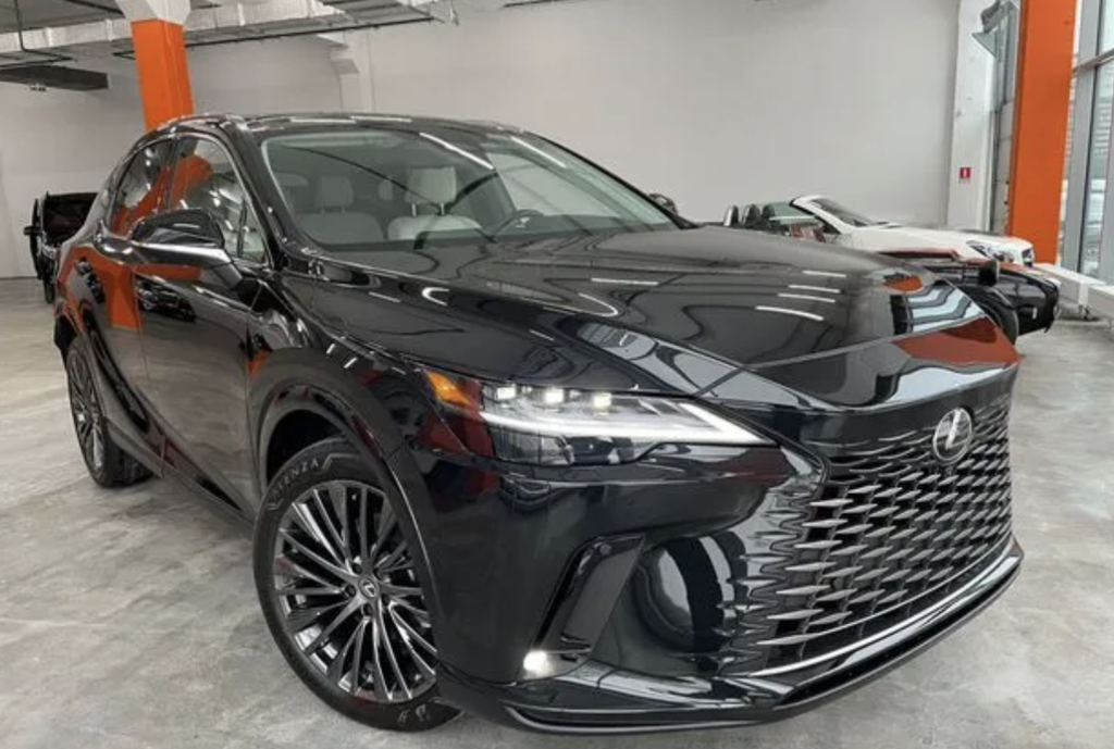 Lexus RX IV рестайлинг, 2024 год, 10 500 000 рублей, 1 фотография