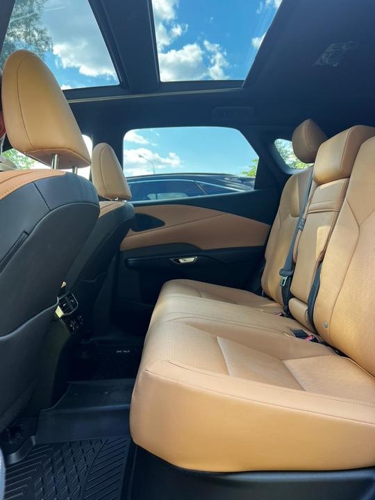 Lexus RX IV рестайлинг, 2024 год, 10 200 000 рублей, 20 фотография