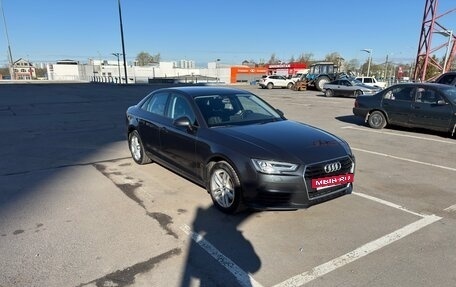 Audi A4, 2019 год, 2 550 000 рублей, 9 фотография