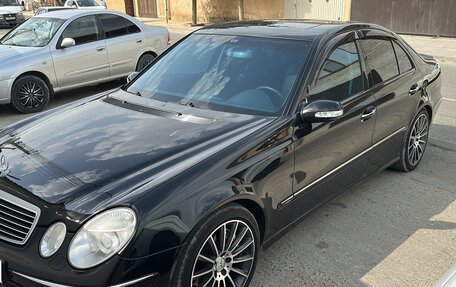 Mercedes-Benz E-Класс, 2004 год, 900 000 рублей, 7 фотография