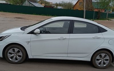 Hyundai Solaris II рестайлинг, 2013 год, 690 000 рублей, 1 фотография