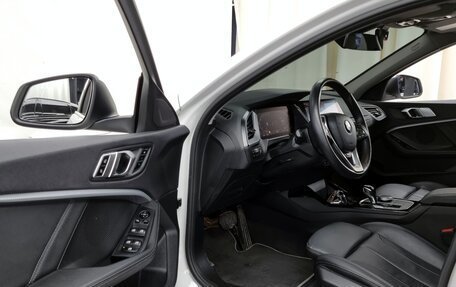 BMW 1 серия, 2022 год, 2 164 000 рублей, 7 фотография