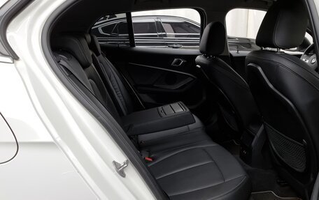 BMW 1 серия, 2022 год, 2 164 000 рублей, 8 фотография