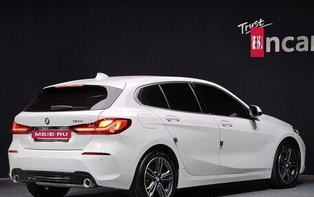BMW 1 серия, 2022 год, 2 164 000 рублей, 3 фотография
