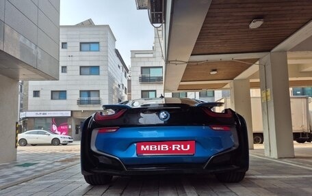 BMW i8 I рестайлинг, 2016 год, 4 590 000 рублей, 6 фотография