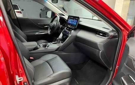 Toyota Venza, 2022 год, 3 600 000 рублей, 7 фотография