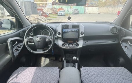 Toyota RAV4, 2011 год, 1 880 000 рублей, 11 фотография