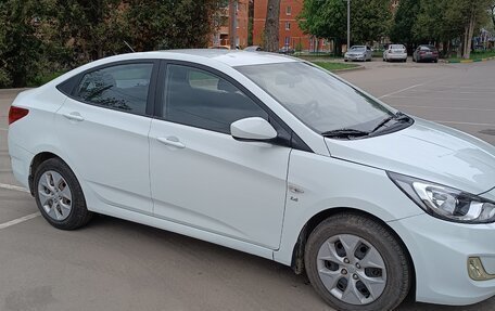 Hyundai Solaris II рестайлинг, 2013 год, 690 000 рублей, 7 фотография