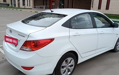 Hyundai Solaris II рестайлинг, 2013 год, 690 000 рублей, 4 фотография