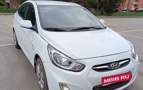 Hyundai Solaris II рестайлинг, 2013 год, 690 000 рублей, 6 фотография