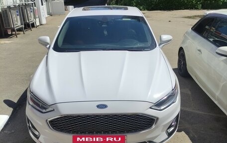 Ford Fusion (North America) II, 2020 год, 1 650 000 рублей, 4 фотография