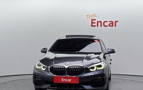 BMW 1 серия, 2021 год, 2 219 000 рублей, 3 фотография