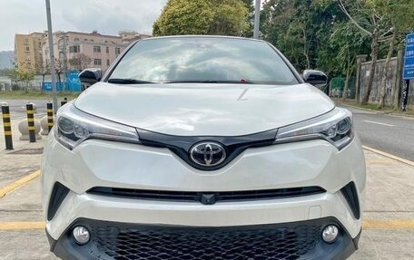Toyota C-HR I рестайлинг, 2021 год, 1 780 443 рублей, 2 фотография