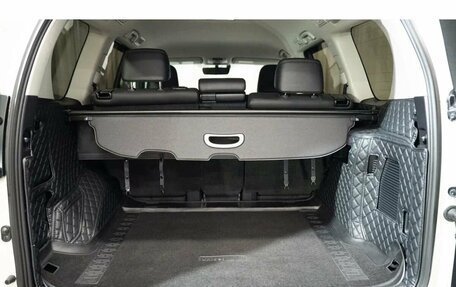 Toyota Land Cruiser Prado 150 рестайлинг 2, 2023 год, 7 850 000 рублей, 15 фотография