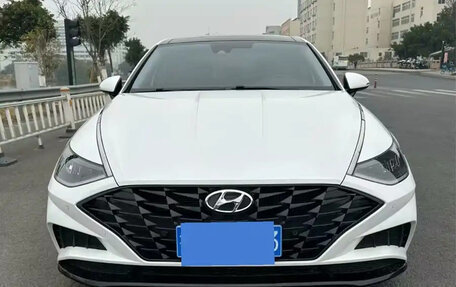 Hyundai Sonata VIII, 2021 год, 1 400 000 рублей, 2 фотография