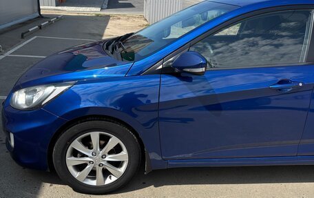 Hyundai Solaris II рестайлинг, 2012 год, 970 000 рублей, 3 фотография