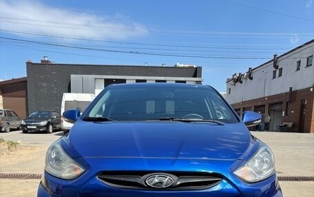 Hyundai Solaris II рестайлинг, 2012 год, 970 000 рублей, 30 фотография