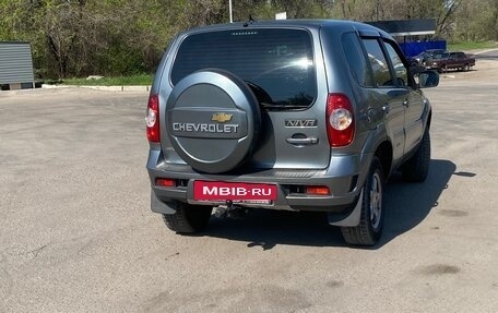 Chevrolet Niva I рестайлинг, 2018 год, 860 000 рублей, 7 фотография