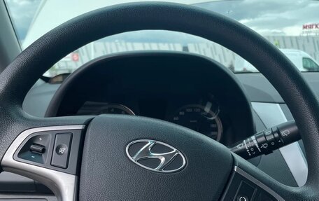 Hyundai Solaris II рестайлинг, 2015 год, 835 000 рублей, 8 фотография