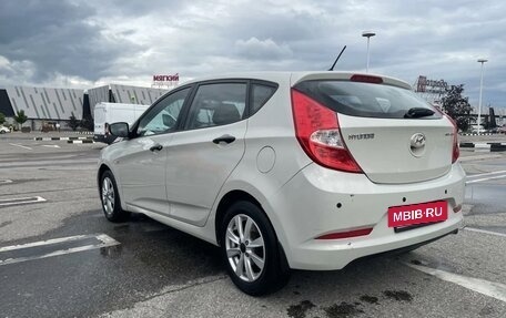 Hyundai Solaris II рестайлинг, 2015 год, 835 000 рублей, 11 фотография