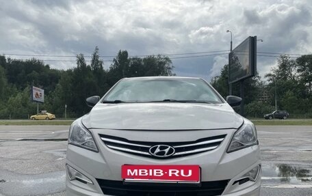 Hyundai Solaris II рестайлинг, 2015 год, 835 000 рублей, 18 фотография