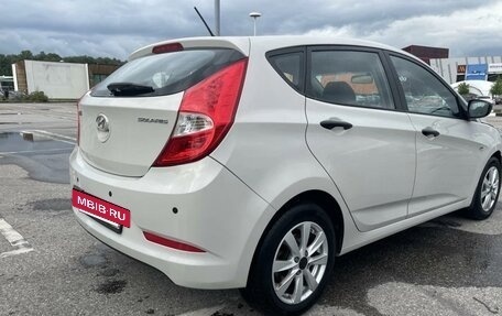 Hyundai Solaris II рестайлинг, 2015 год, 835 000 рублей, 13 фотография