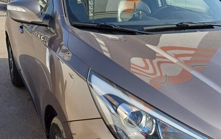 Hyundai ix35 I рестайлинг, 2014 год, 1 550 000 рублей, 3 фотография