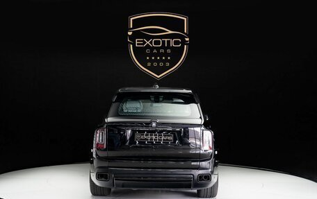 Rolls-Royce Cullinan, 2024 год, 60 000 000 рублей, 5 фотография