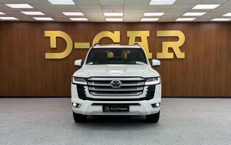 Toyota Land Cruiser, 2024 год, 12 500 000 рублей, 2 фотография