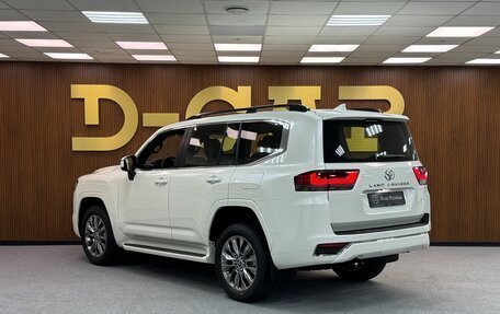 Toyota Land Cruiser, 2024 год, 12 500 000 рублей, 4 фотография