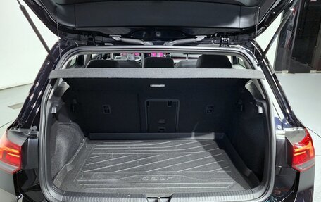 Volkswagen Golf VIII, 2022 год, 2 300 005 рублей, 14 фотография