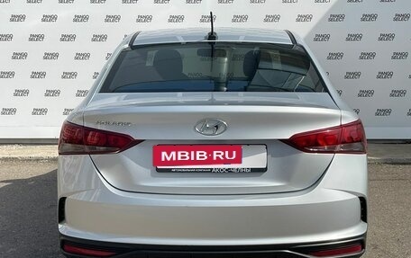 Hyundai Solaris II рестайлинг, 2021 год, 1 560 000 рублей, 9 фотография
