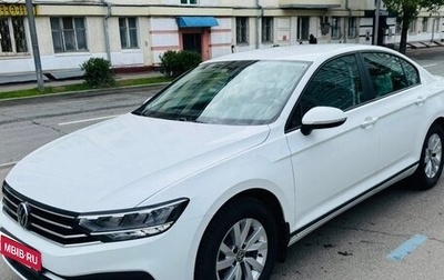 Volkswagen Passat B8 рестайлинг, 2021 год, 2 500 000 рублей, 1 фотография