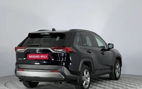 Toyota RAV4, 2022 год, 3 410 000 рублей, 5 фотография