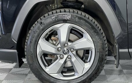 Toyota RAV4, 2022 год, 3 410 000 рублей, 10 фотография