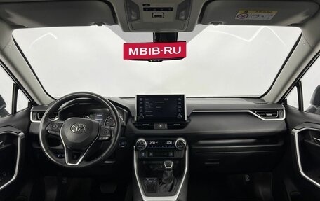Toyota RAV4, 2022 год, 3 410 000 рублей, 15 фотография