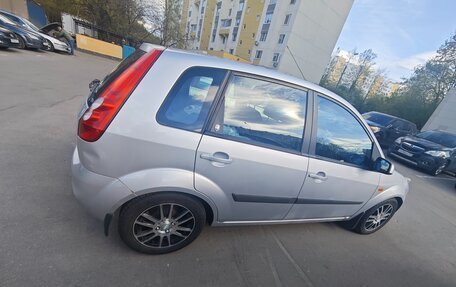 Ford Fiesta, 2008 год, 400 000 рублей, 2 фотография