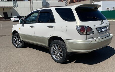 Toyota Harrier, 1998 год, 880 000 рублей, 4 фотография