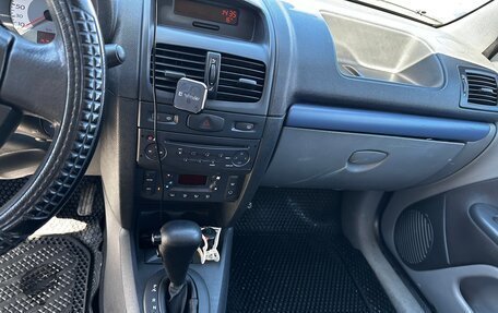Renault Symbol I, 2007 год, 550 000 рублей, 18 фотография