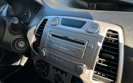 Hyundai i20 IB рестайлинг, 2010 год, 600 000 рублей, 16 фотография