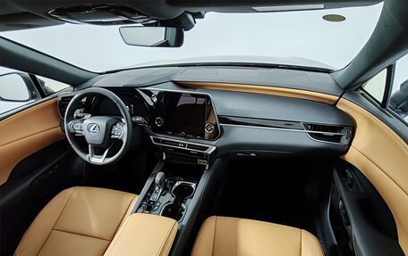 Lexus RX IV рестайлинг, 2025 год, 8 990 000 рублей, 10 фотография