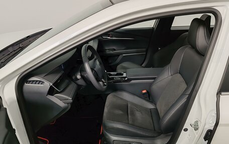 Toyota Camry, 2024 год, 4 790 000 рублей, 16 фотография