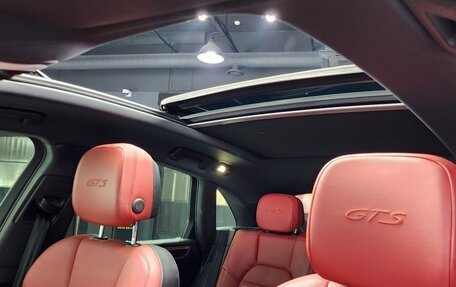 Porsche Macan I рестайлинг, 2021 год, 5 300 005 рублей, 7 фотография