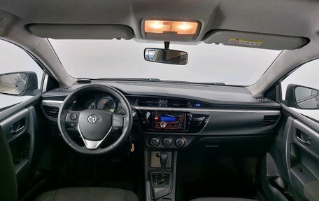 Toyota Corolla, 2013 год, 1 079 000 рублей, 15 фотография