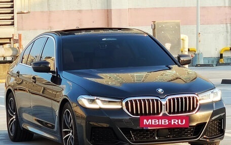 BMW 5 серия, 2021 год, 3 550 000 рублей, 3 фотография